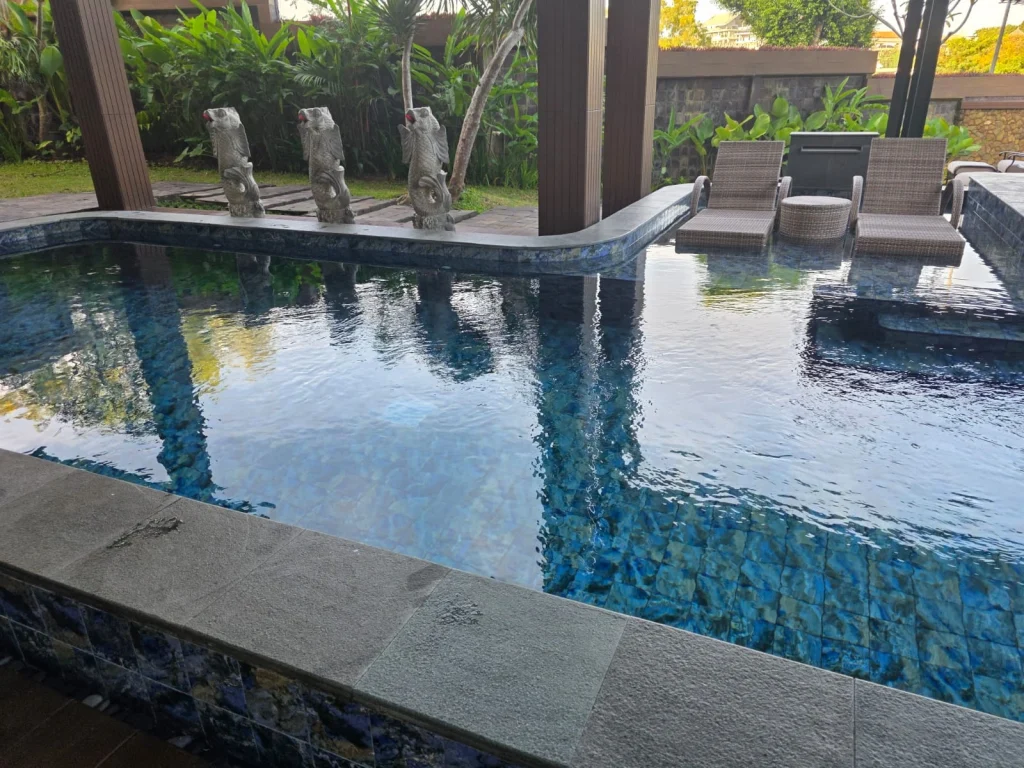 finishing kolam bali